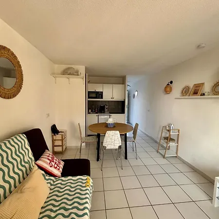Vue Mer, Piscine ,parking, Rochelongue Apartament